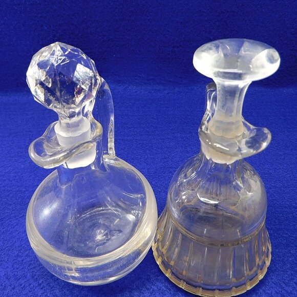 2 Vintage Glass Oil & Vinegar Cruets w Ground Glass Stoppers - Picture 6 of 8